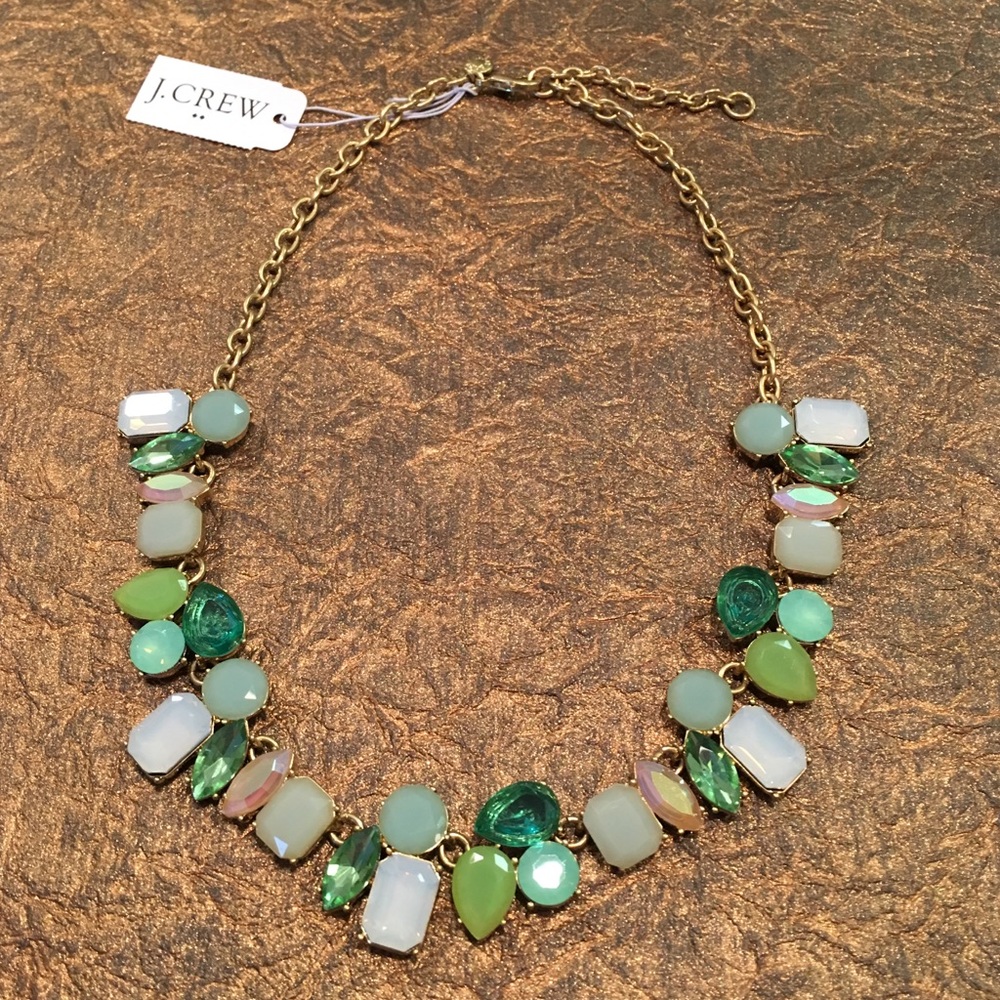 NWT J.Crew Green Statement Necklace - Picture 2 of 5